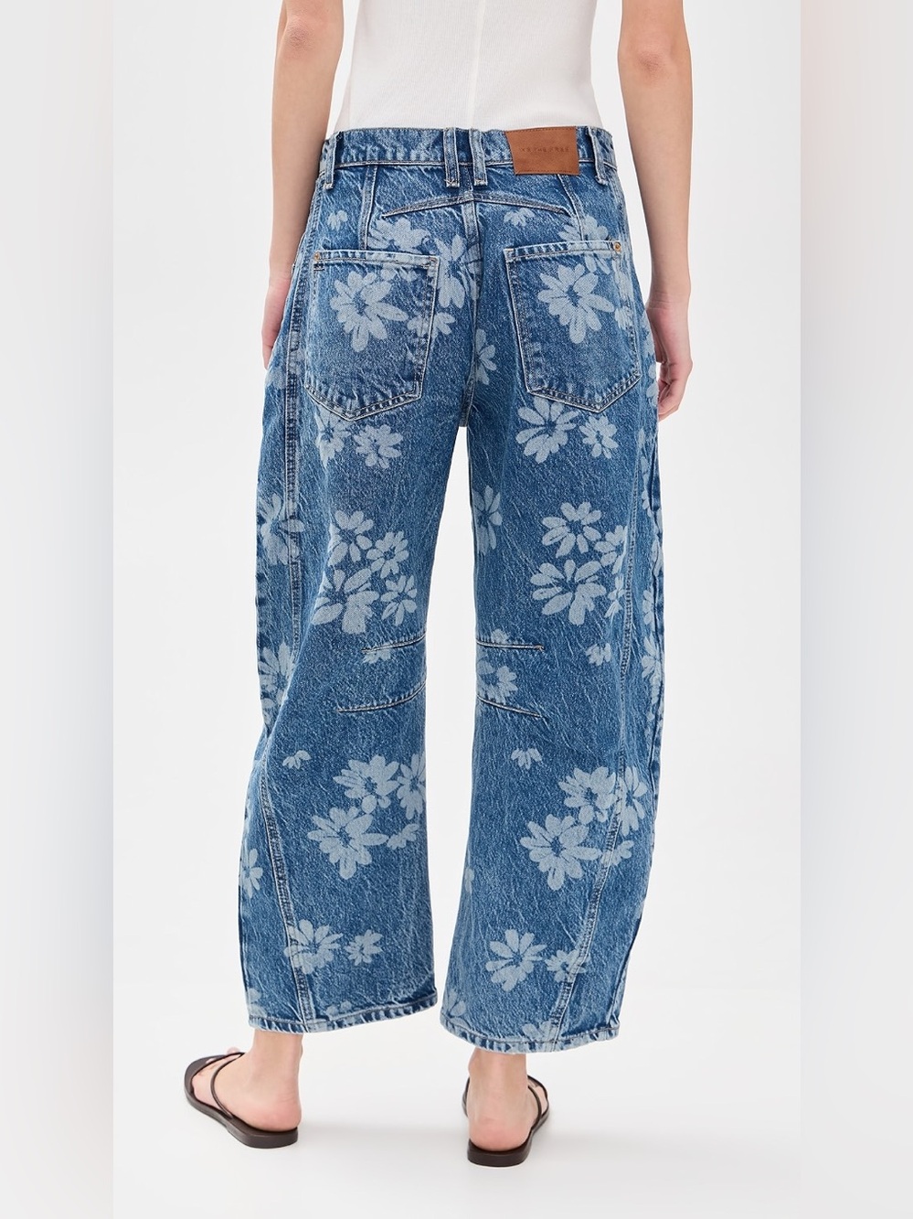 Free People We the Free Good Luck Printed Barrel jeans laser daisy - Picture 2 of 10